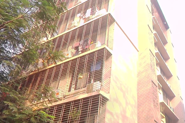 Flat for sale in Prakash Building, Santacruz West